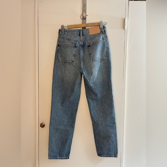 Zara Classic Blue Denim Jeans - Picture 2 of 3